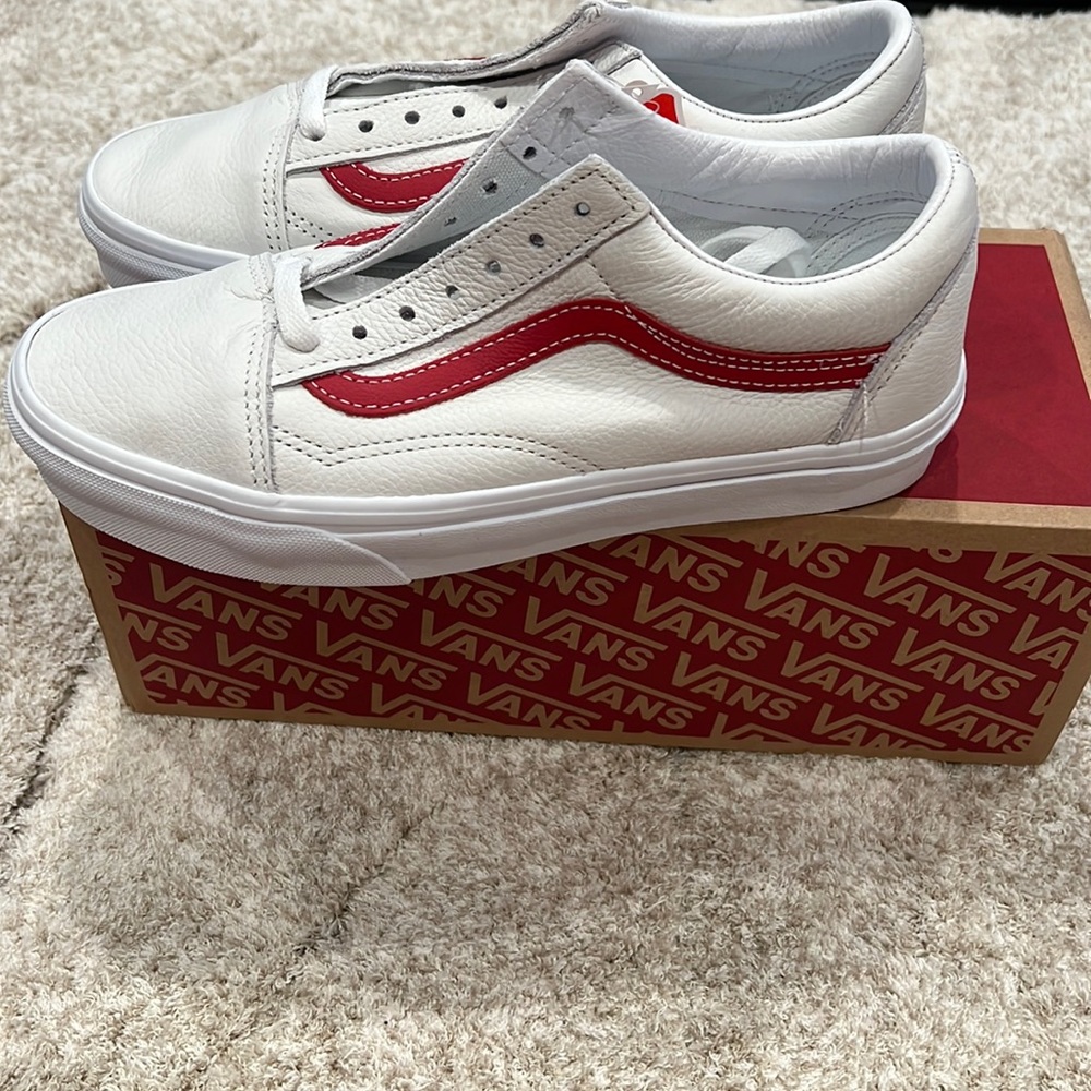 Brand new vans sneakers